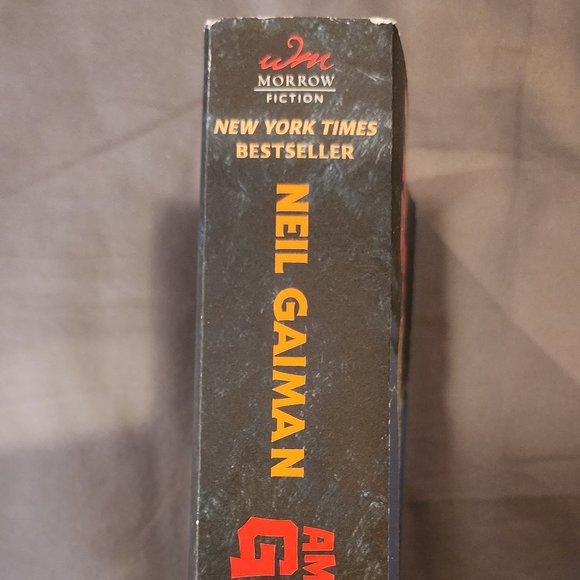 Neil Gaiman "American Gods" Paperback - Picture 4 of 7